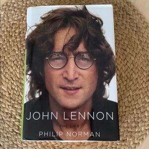 Beatles Fans John Lennon  Coffee Table Book. Library Books